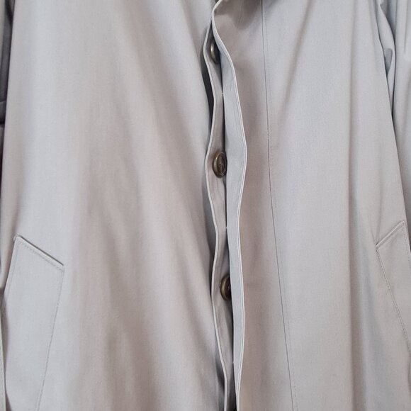 London Fog Trench Coat, Maincoats, with Removable Liner, 40R - Picture 10 of 13